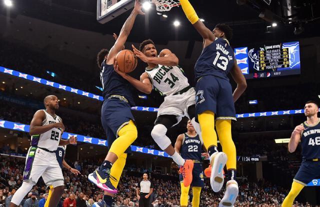 掘金逆转上海队，霍勒迪状态火热