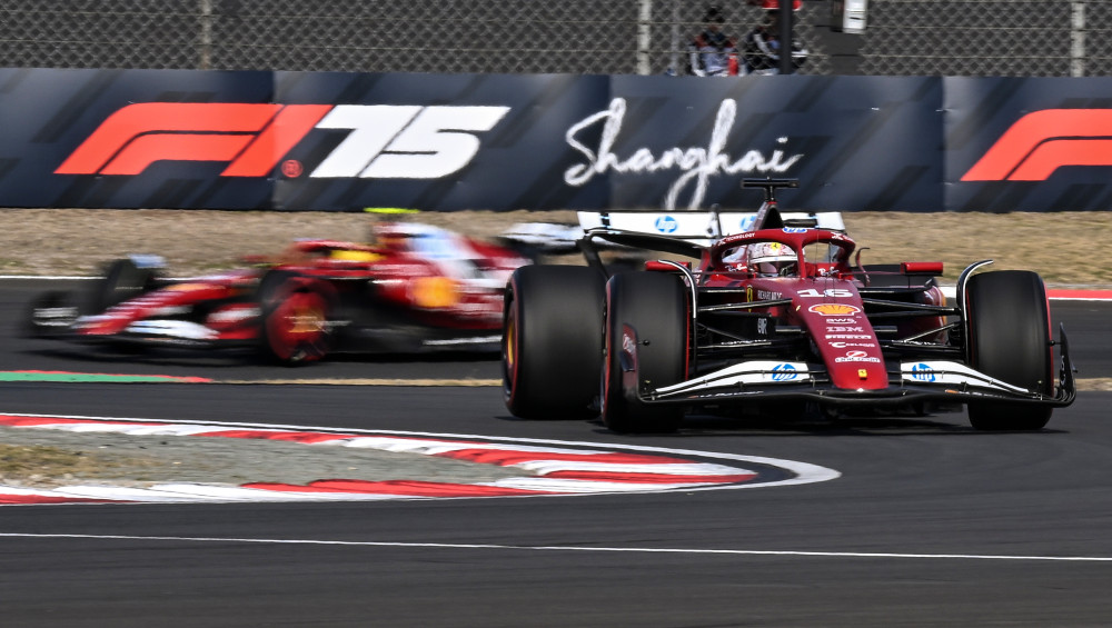 威廉姆斯力克雷诺车队，皮亚斯特里点燃赛场