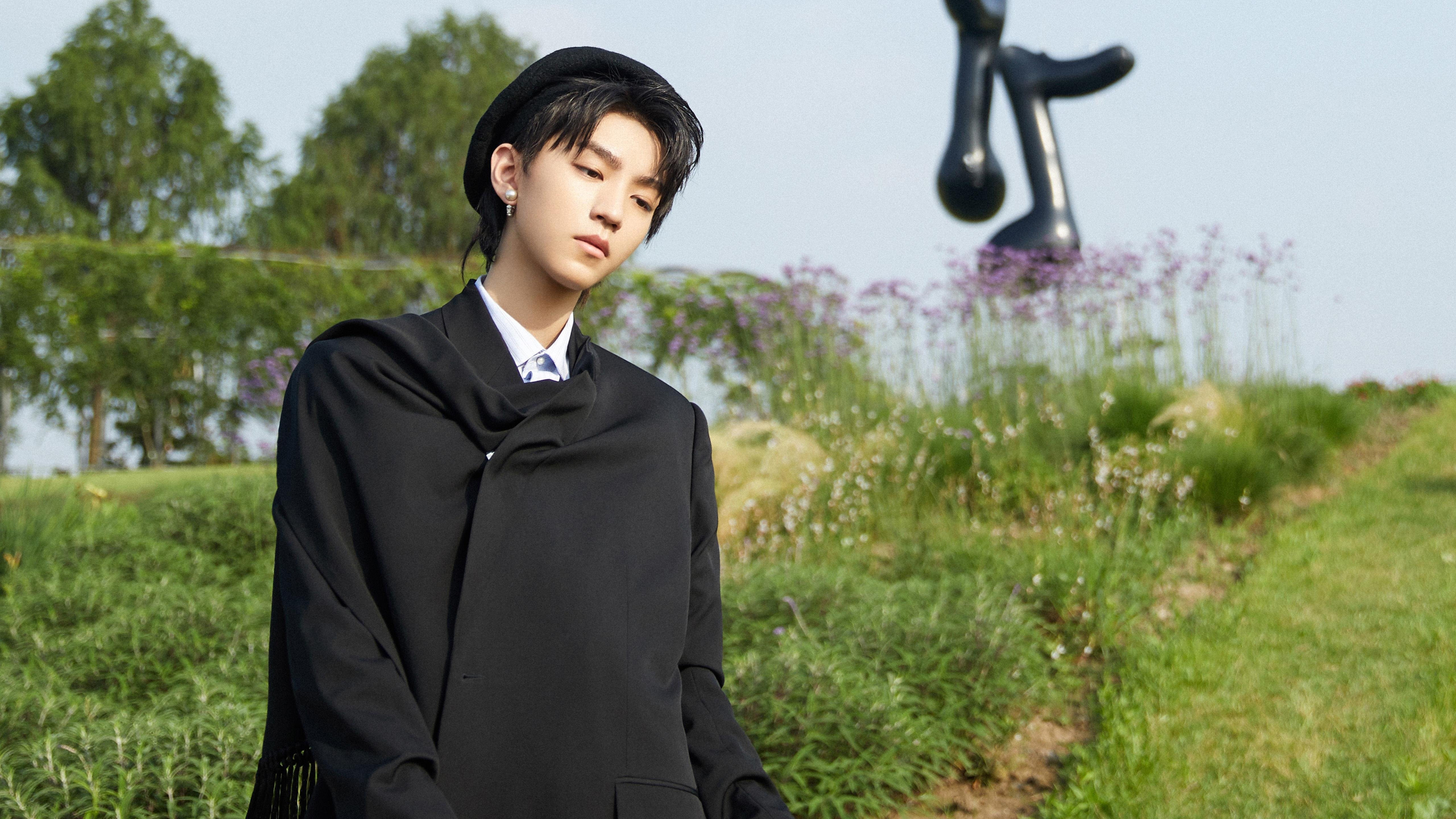 绿茵场上的马匹嘶鸣，当贝林厄姆的爆发攻陷佛罗伦萨